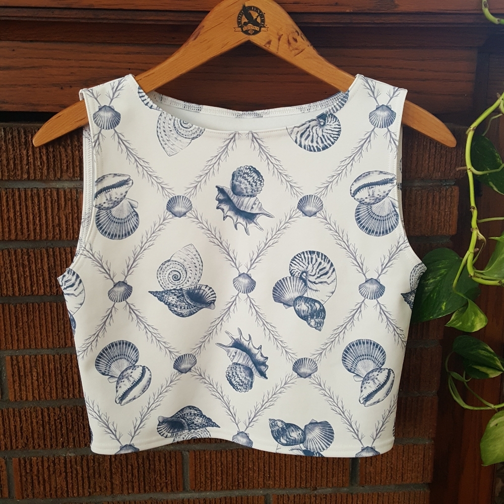 Blackmilk Shorepaper Wifey crop top